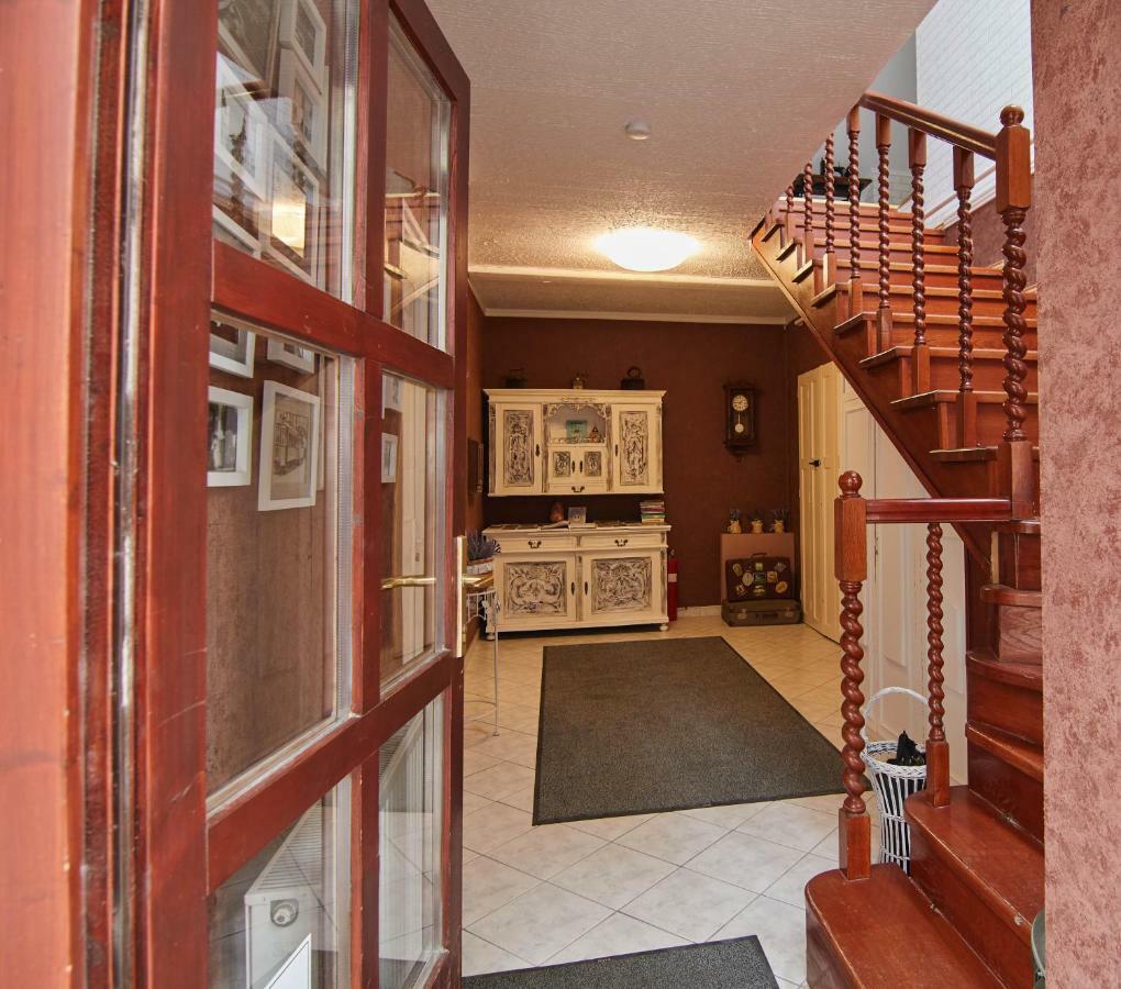 Abraham Vintage Szobak & Apartmanok Pécs Exteriör bild